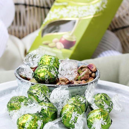 Lindor Pistachio Chocolate Truffles 200g